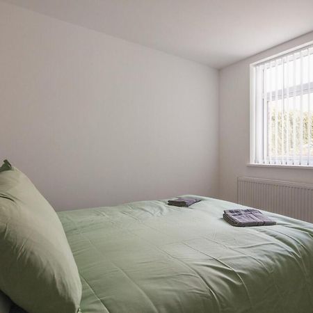 Spacious 3 Bedroom Home With Ps5 And Pool Table Near O2 Arena Canary Wharf And Elizabeth Line To Central Londres Exterior foto